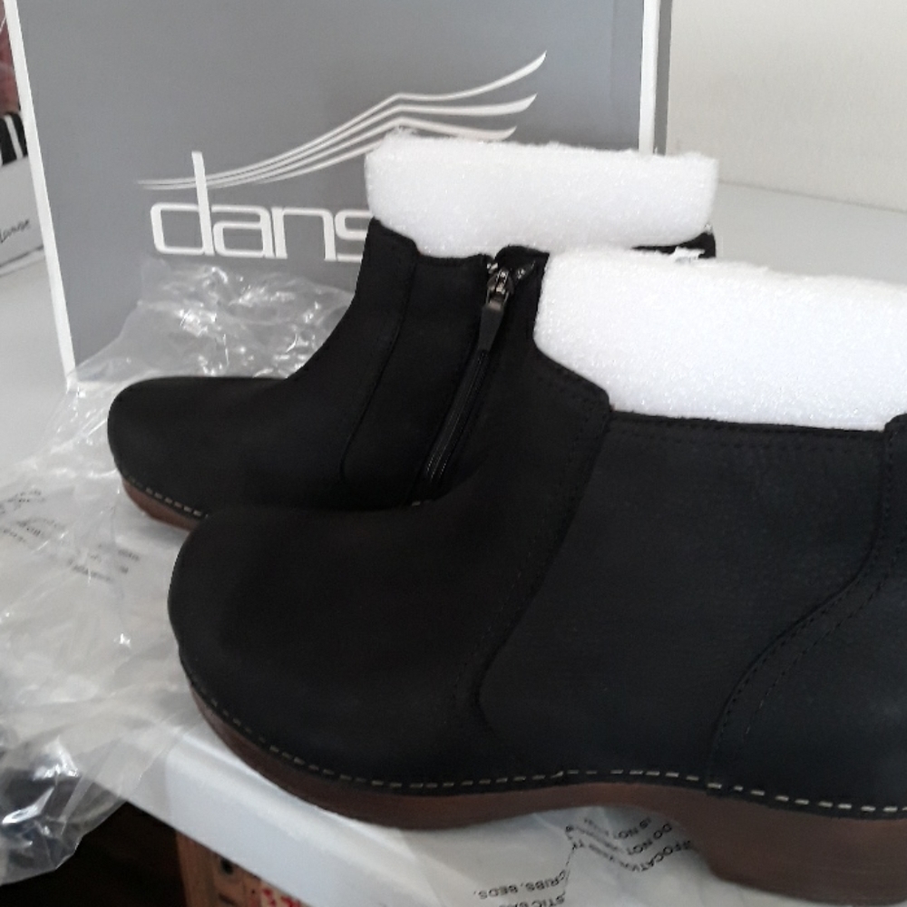 Dansko Barbara burnished women's boot. Like new.